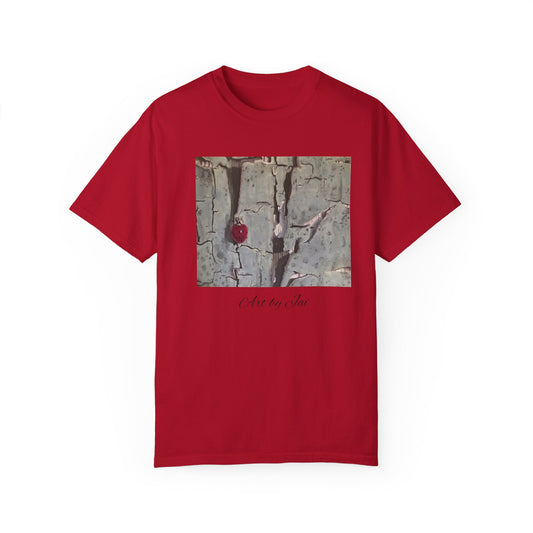 Ladybug - Unisex Garment-Dyed T-shirt